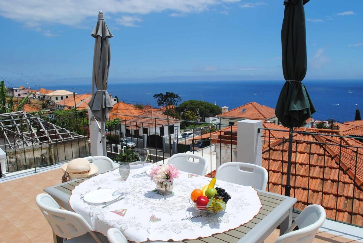 Vila Rosa - Renovated House Overlooking The Sea Hotel Funchal  Kültér fotó